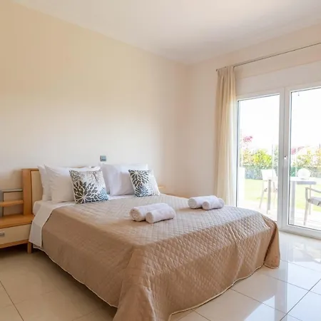 Kamos Вилла Архангелос