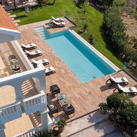Villa Kamos Archangelos (Rhodes)